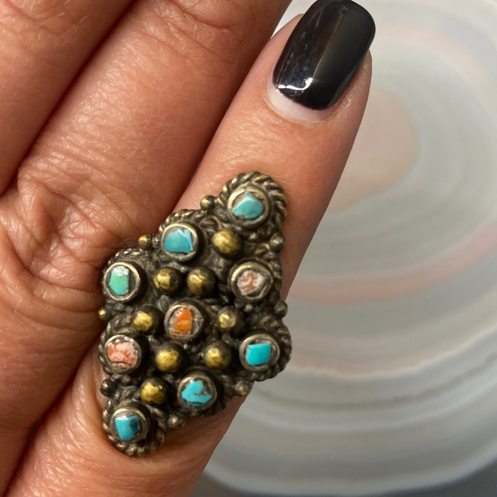 Tibetan Turquoise and Coral Handmade Ring - Picture 2 of 8